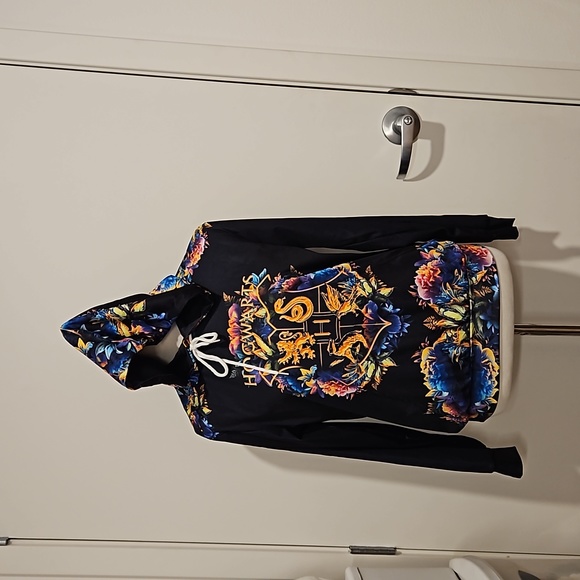 HOGWART'S Harry Potter themed graphics floral fauna long sleeve hoodie Small EUC - Picture 5 of 9